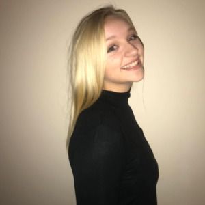 Meet your Posher, Alexandra